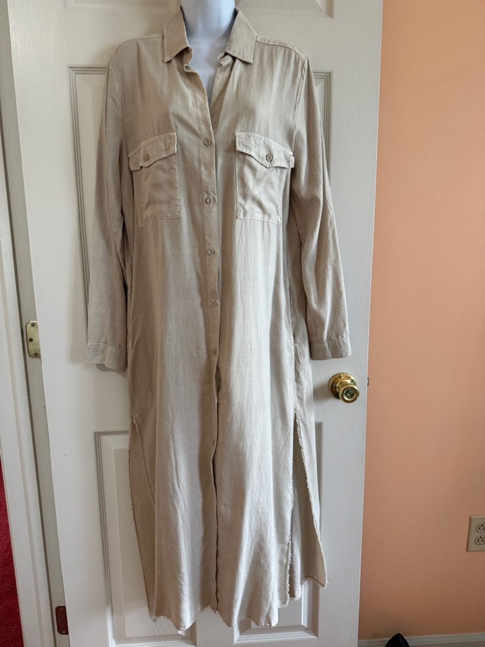 Cloth & Stone Lightweight Beige Button-Front Shirt Dress